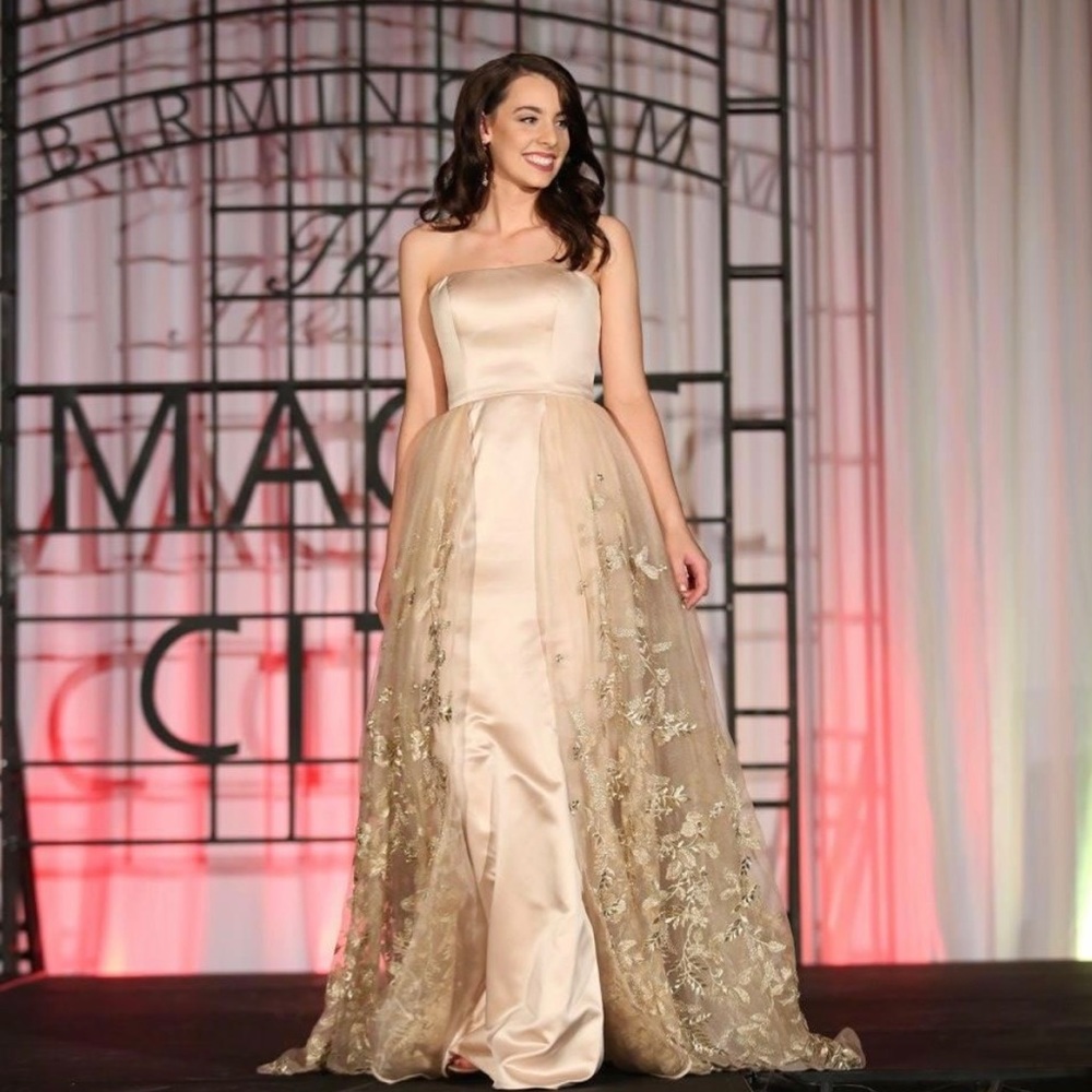 Sherri Hill Size 2 Gown